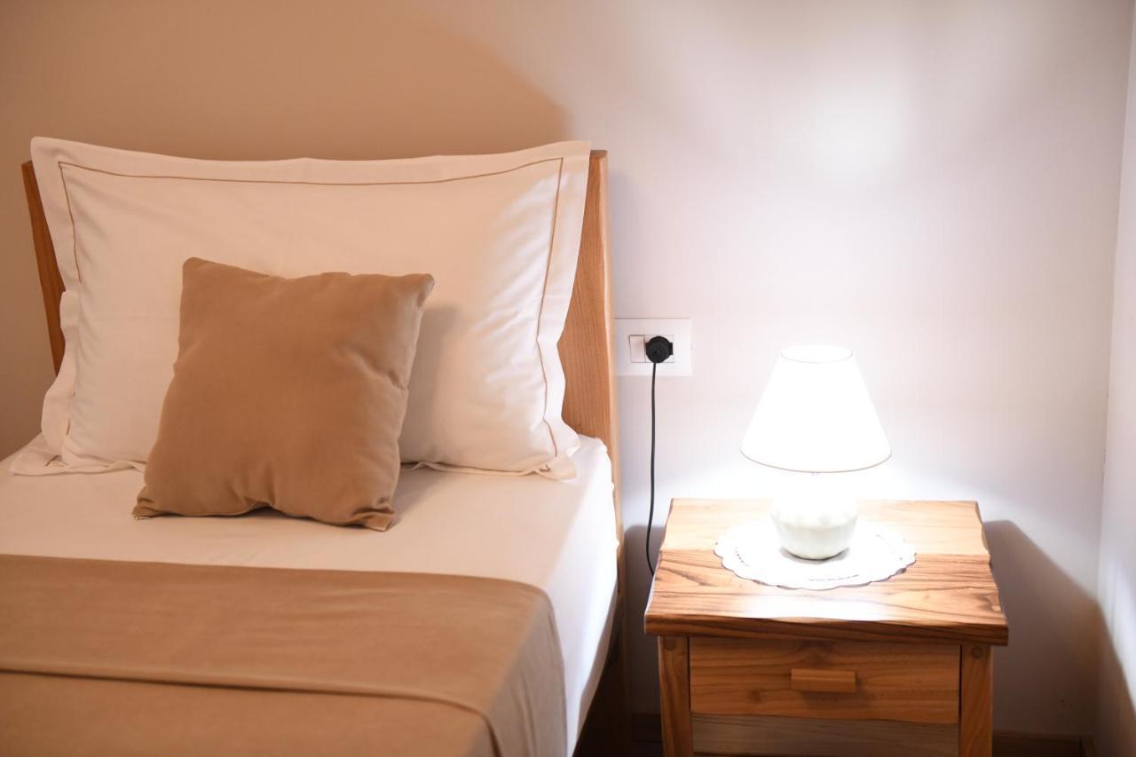 Guesthouse Leo Берат Экстерьер фото