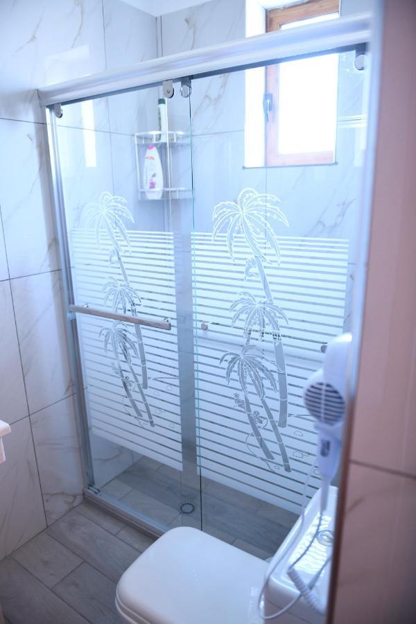 Guesthouse Leo Берат Экстерьер фото