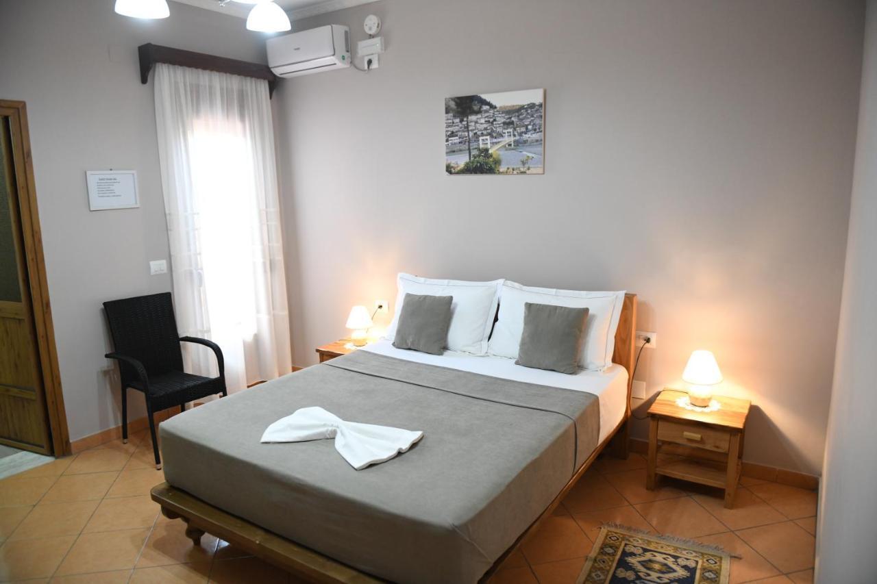Guesthouse Leo Берат Экстерьер фото